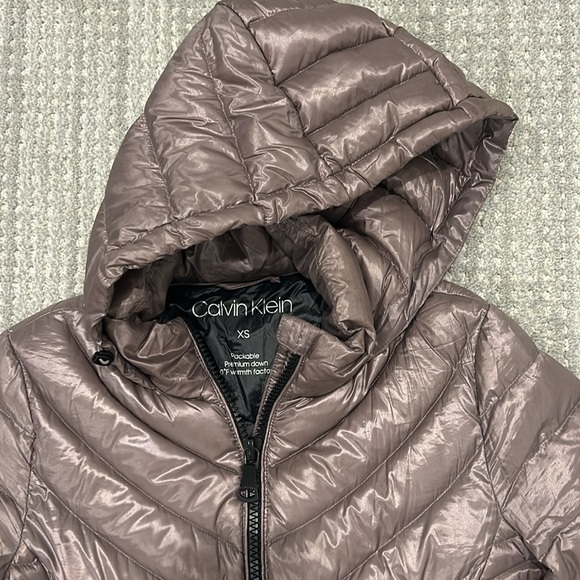 Calvin Klein long puffer coat - Picture 4 of 10